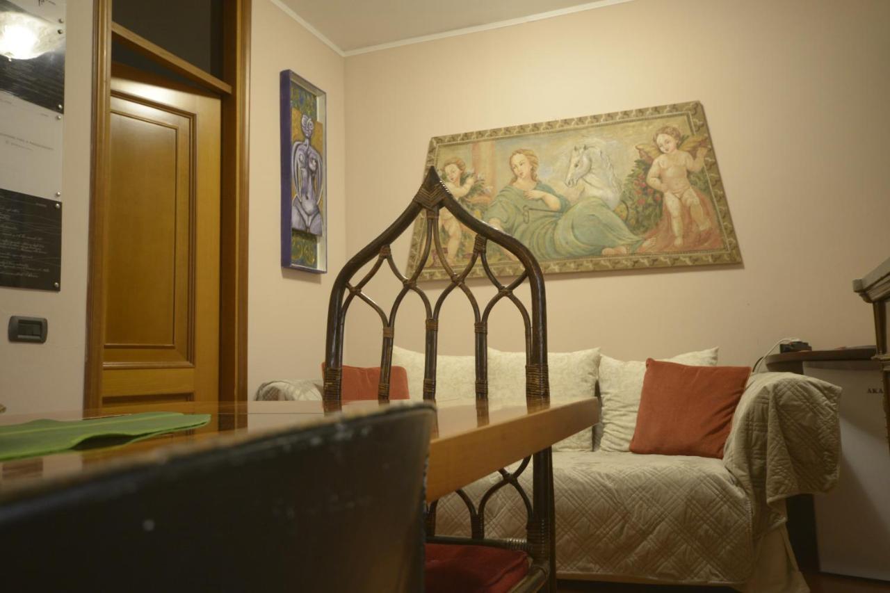 Villa Marisa Павия Экстерьер фото